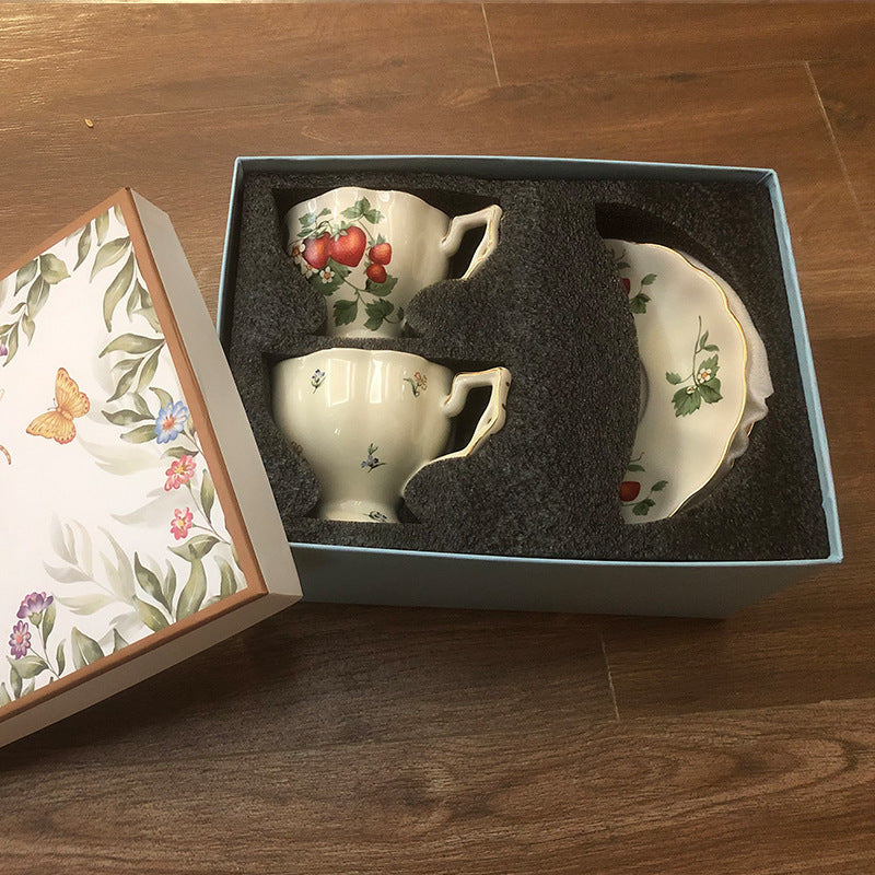 Bee Goblet Strawberry Cup Matching Box Set Gift For Couples