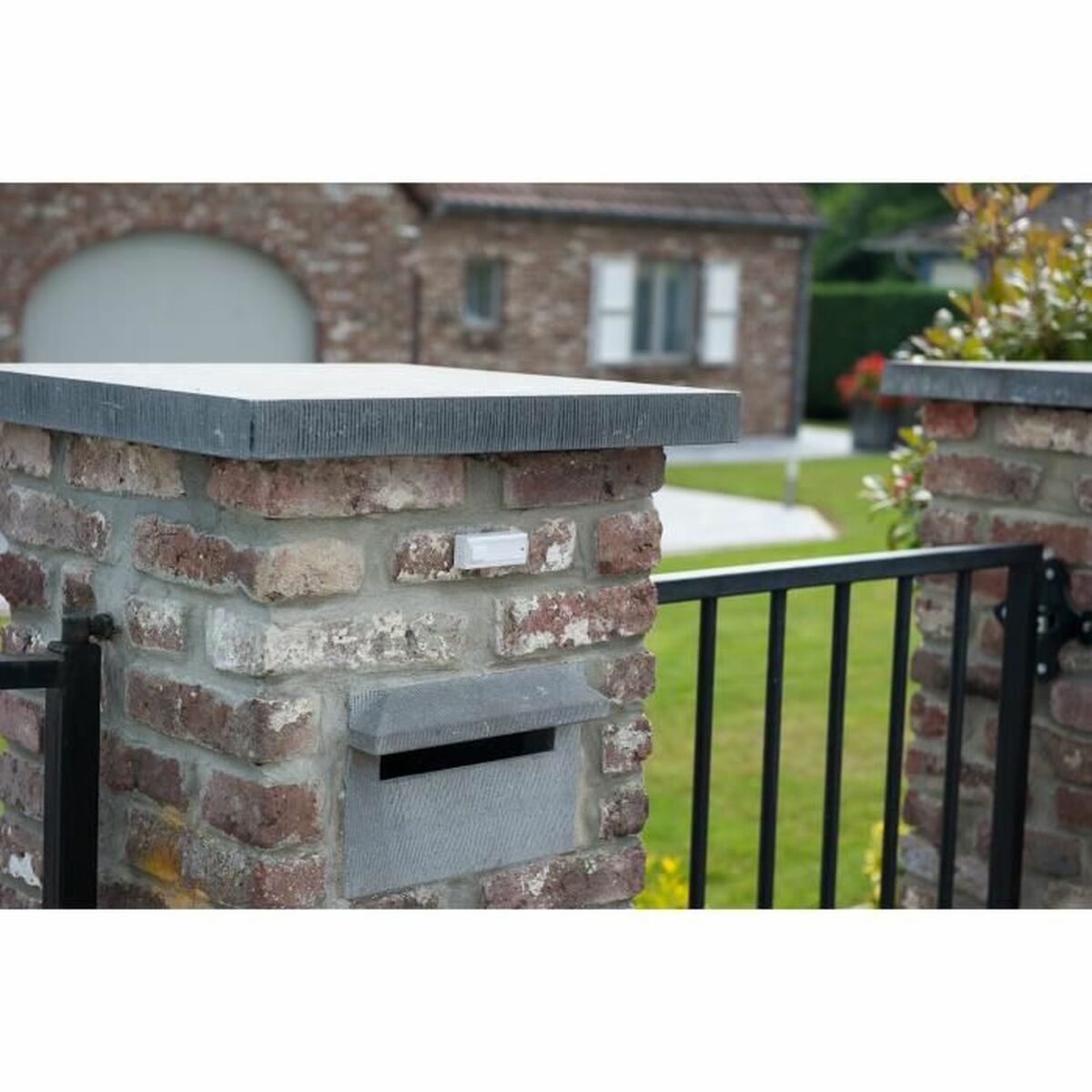 V5HD8F82EDE14FD8D0DF3A217CD8EE6372BR6709328P3