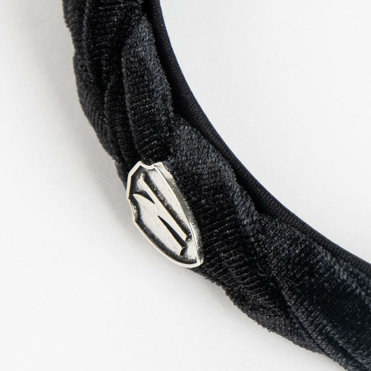 V6H86C054B4B063DFF845000A24F6E813EFR6703929P3