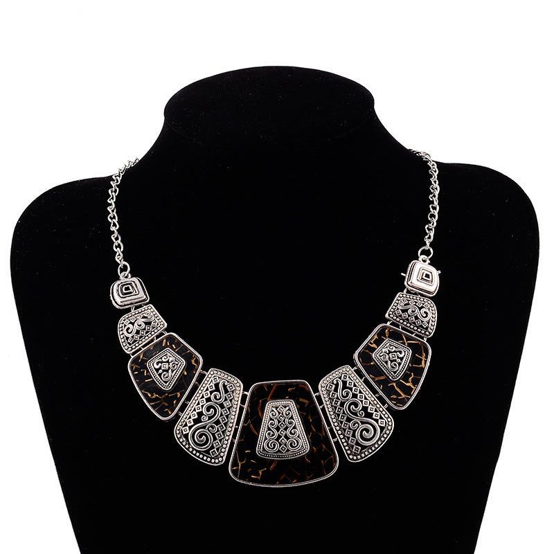Bohemian Style Scalloped Necklace