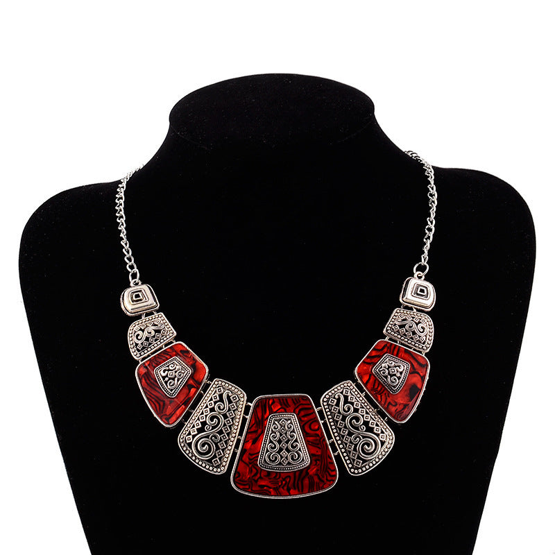 Bohemian Style Scalloped Necklace