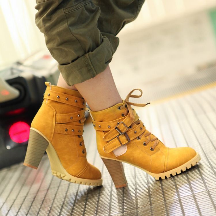 Punk Women'S Retro Ankle Boots With Buckle Straps And Thick Heel Laces