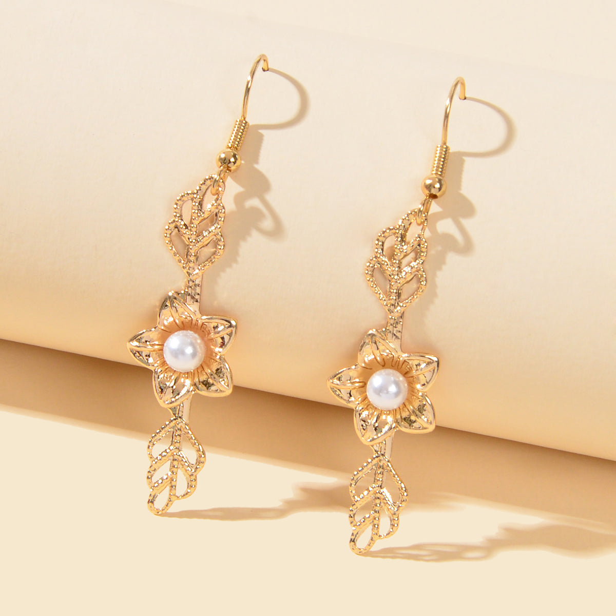 Retro Pearl Decor Gold Leaf Flower Dangle Earrings Wedding Engagement Jewellery-0