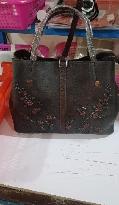 Vintage Embossed Leather Diagonal Handbag