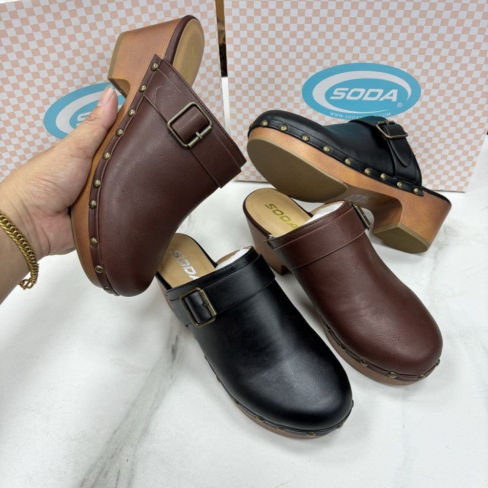 European And American Retro Chunky Heel Closed Toe Rivet Fashion Slippers