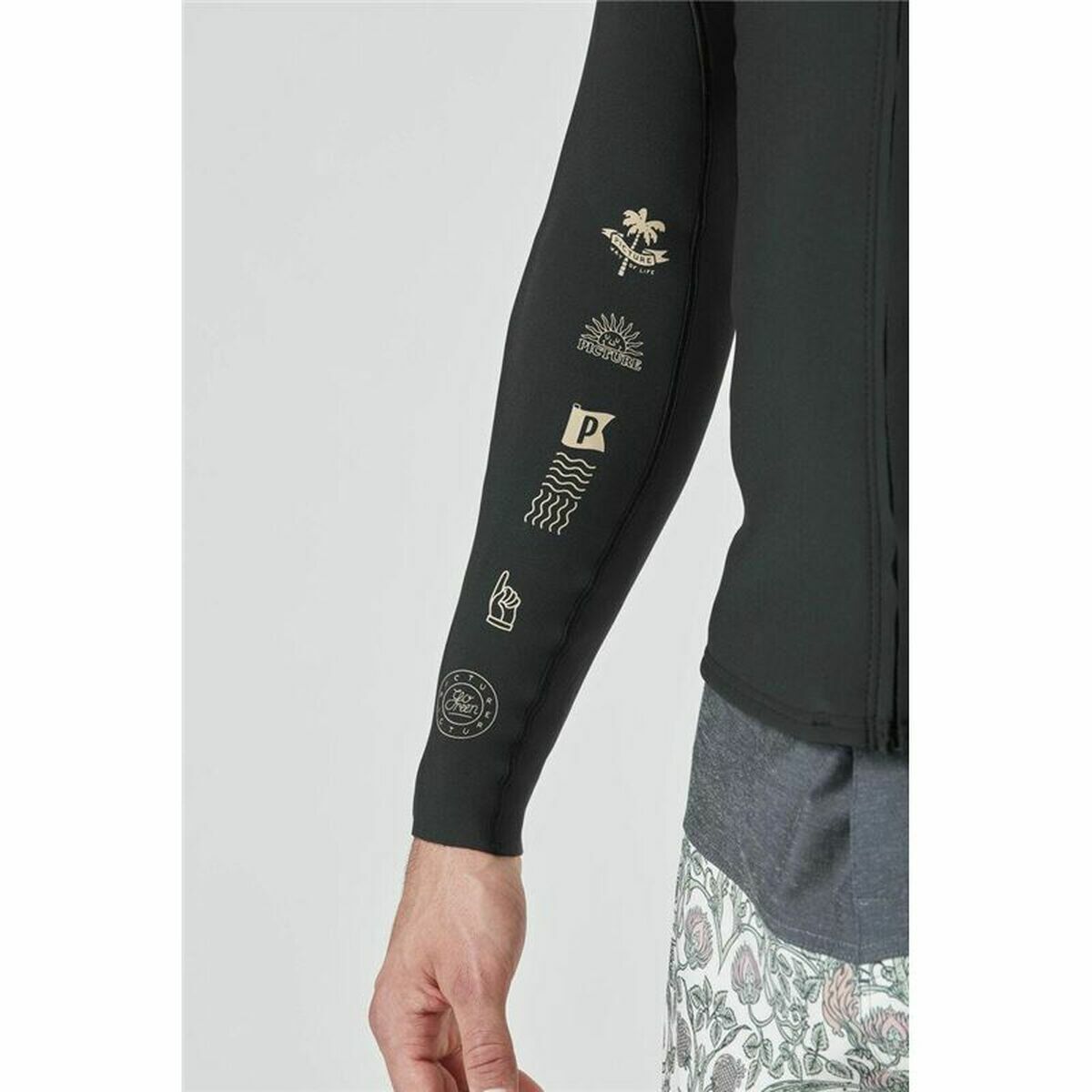 V7HF3A1BC31DBAF40CF0F1EDD3A77375907R4733391P5