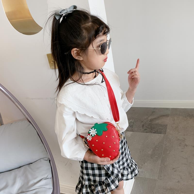 Fashion Personality Strawberry Girl Crossbody Bag