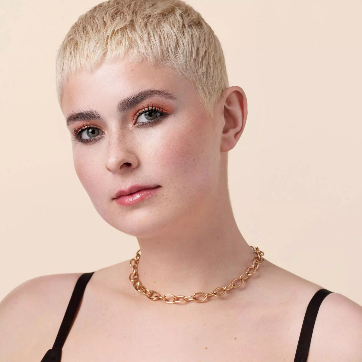 V6H492C6B60938F62E815F3E3C766A3E03CR3921106P4