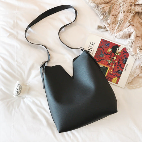 Korean leisure female new summer bag composite bucket leather handbag fashion all-match Crossbody Bag