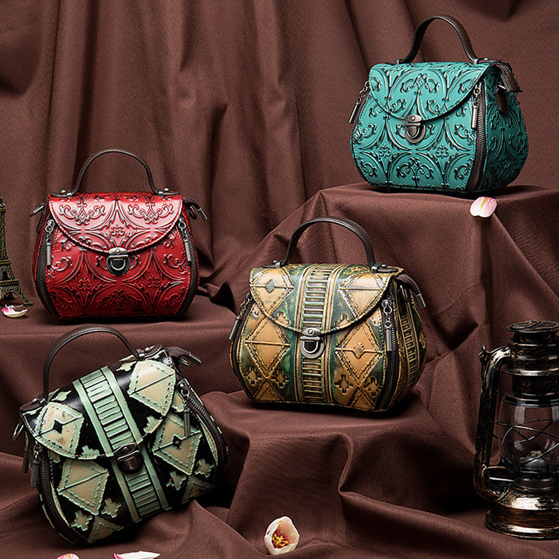 Women's embossed leather shoulder bag