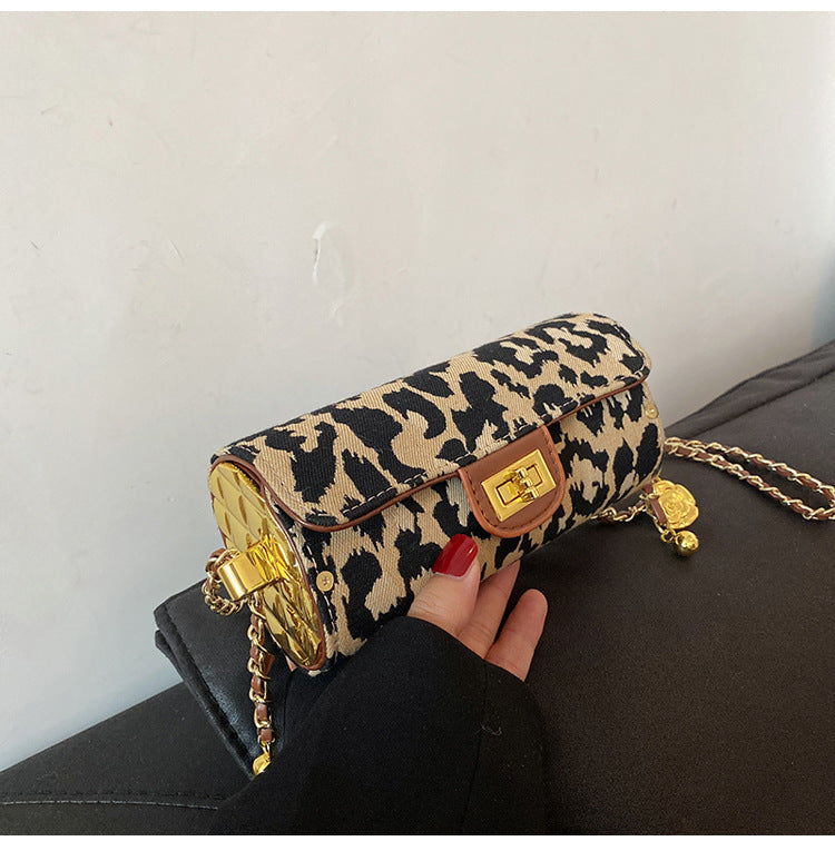 Ladies New Fashion Sense Chain Messenger Bag