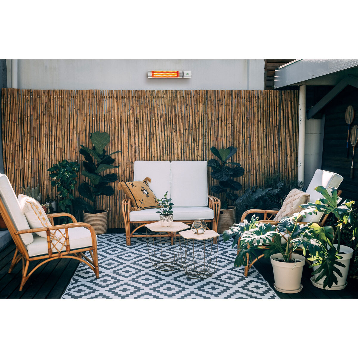 V7H1BF6A4BEACAC604A2BBAC85C388202EFR6430641P6