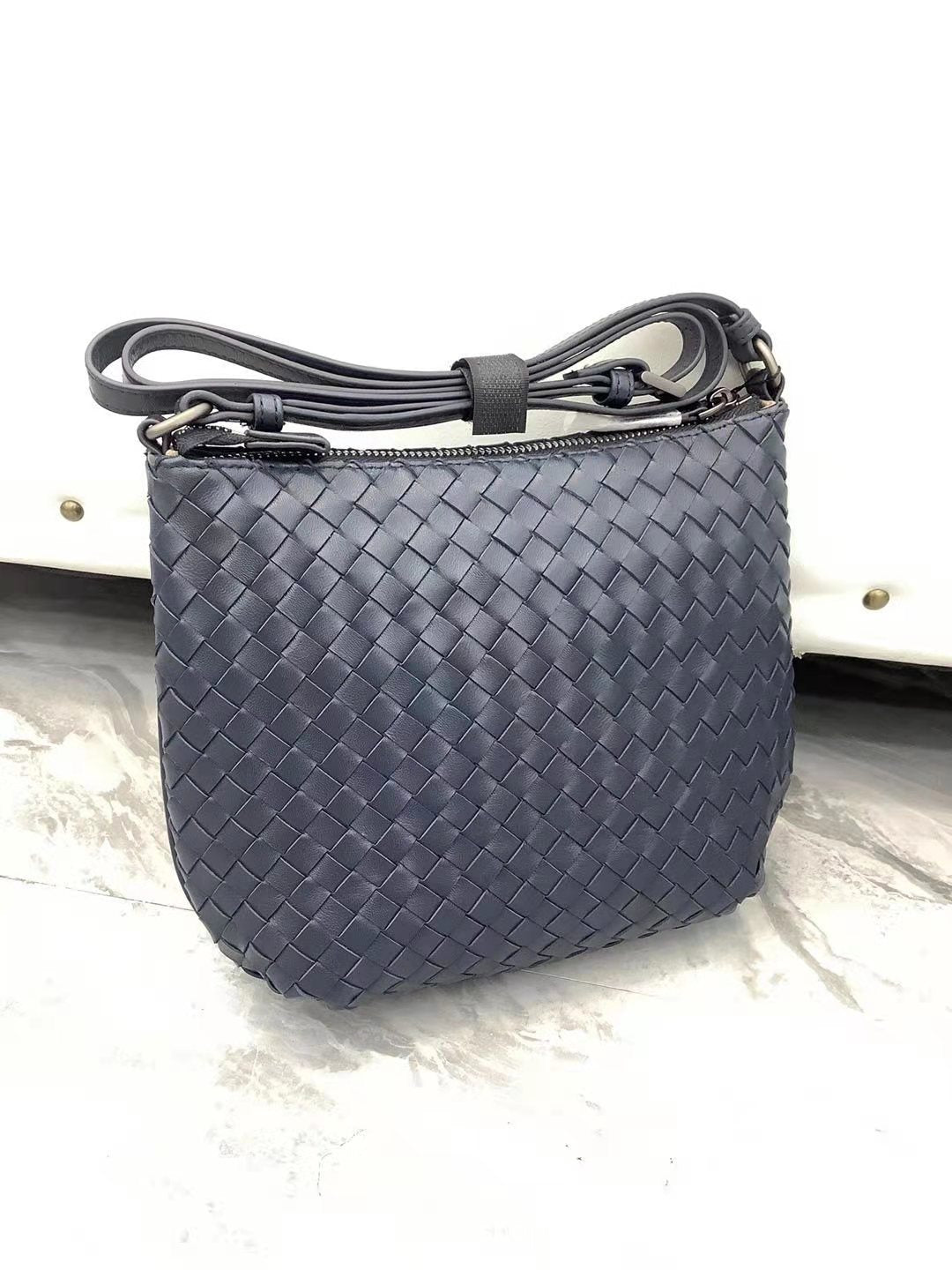 New Pure Sheepskin Hand-woven Bag