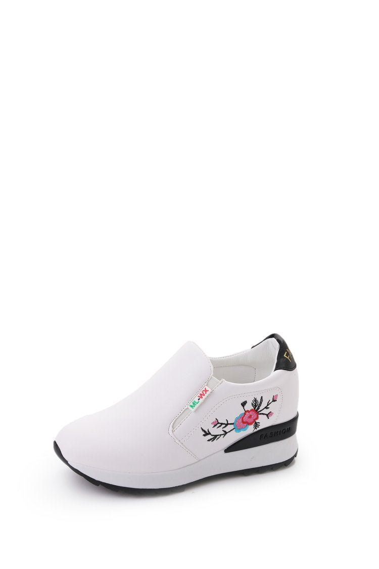 Inner raised platform shoes with round toe caps