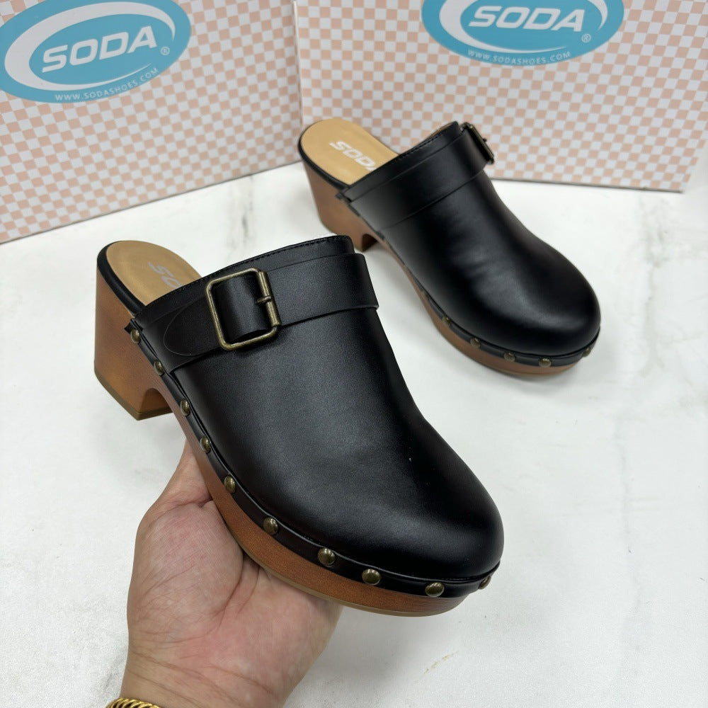 European And American Retro Chunky Heel Closed Toe Rivet Fashion Slippers