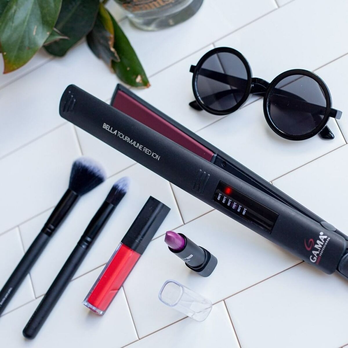 V8HFA8A823DE14F1913A754D2AC7858F43ER6552880P5