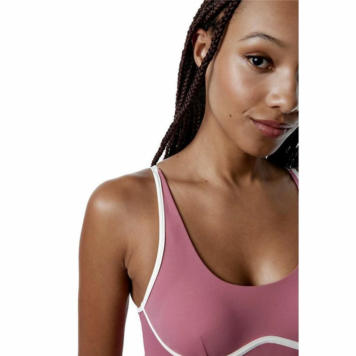 V3H38C816A9732931DE3A2637FA407C03A2R6109280P4