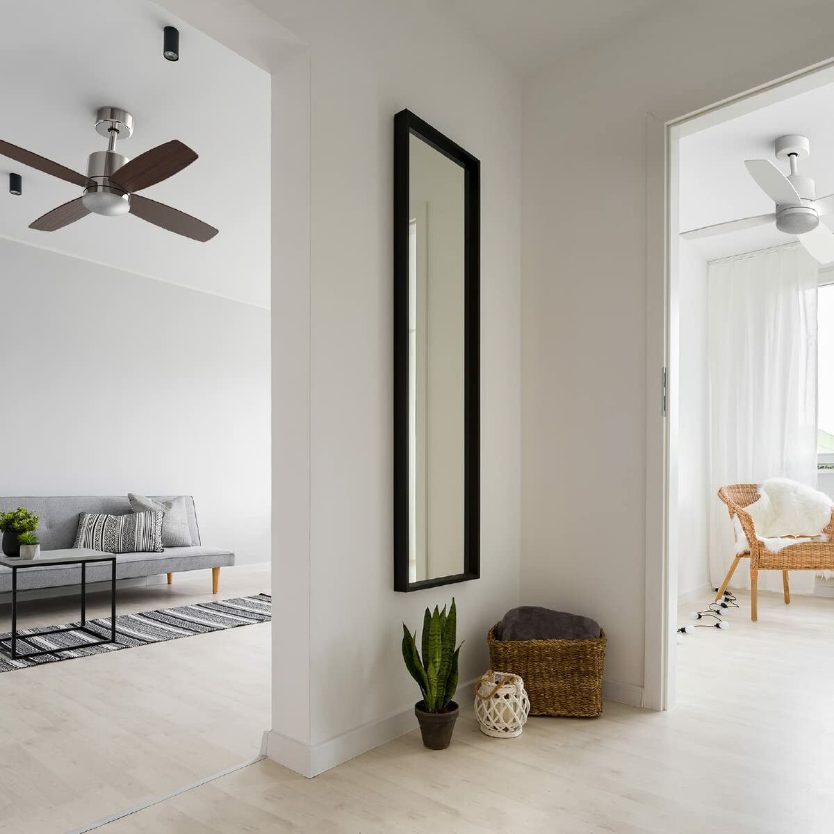 V2HDB8A4EE23F8F2709321544B41027CE7AR6761155P8