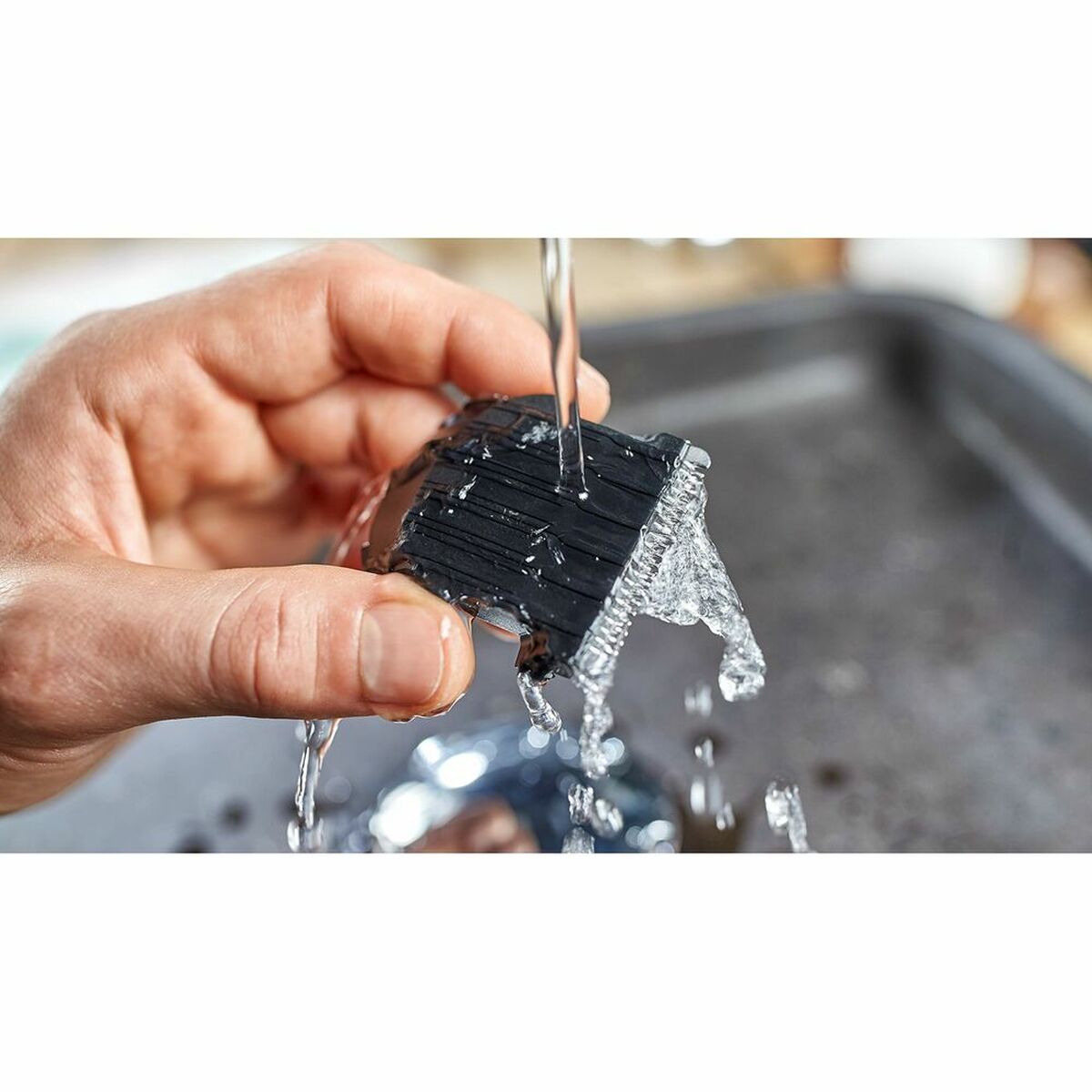 V5H9F0A2C1CAB7319CB022289A9F511A0EBR3504880P2