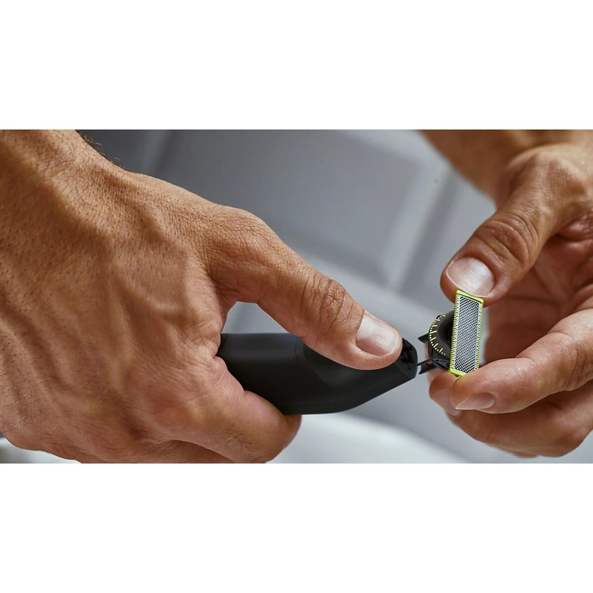 V4H11EDF061DD651F2A4CE0233BD40B19CER5281550P6