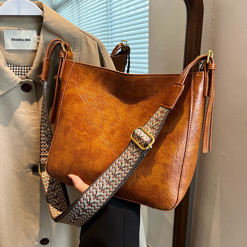 Women's Fashionable And High-end Retro Small Bag