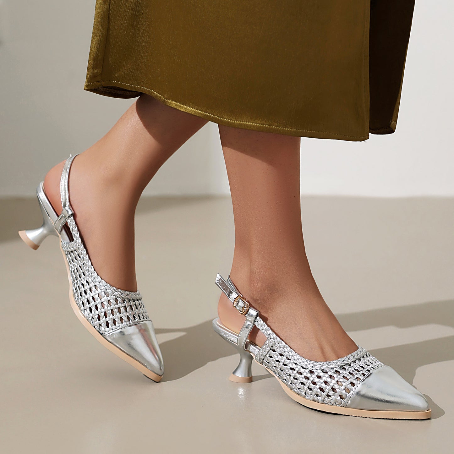 Summer New Cat Heel Hollow Professional Women's Shoe