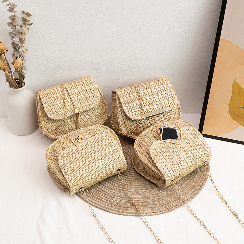 Women's Fashion Cover Type Tassel Shoulder Straw Bag