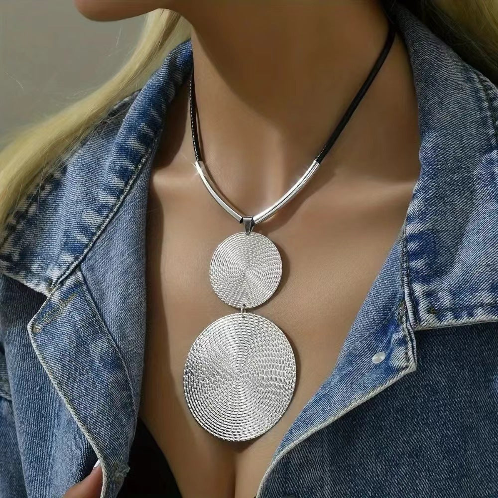 Exaggerated Pattern Double Round Cake Pendant Necklace